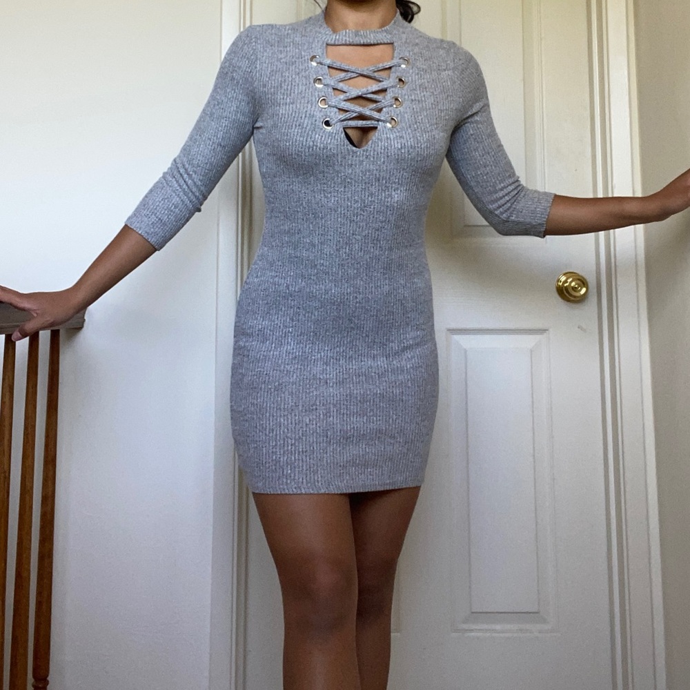 Gray low cut ribbed long sleeve sweater dress